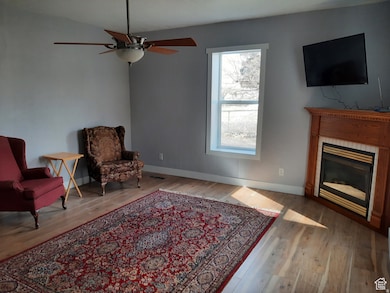 497 N 200 E, Mayfield, UT 84643 - photo 2