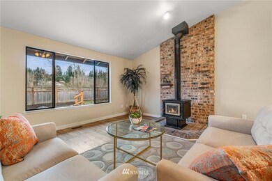 2818 211th St SW, Lynnwood, WA 98036 - photo 3