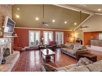 Den/Family/Great Room. Wall of Windows in Great Ro