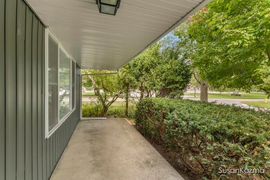 325 N Locust St, Wayland, MI 49348 - photo 4