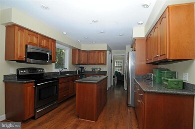 1341 Argyll Dr, Arnold, MD 21012 - photo 4