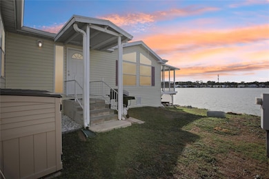 8420 Fantasia Park Way, Riverview, FL 33578 - photo 2