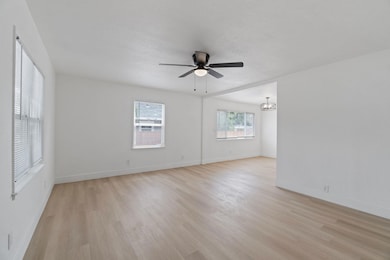 1559 N Carruth Ave, Fresno, CA 93728 - photo 7