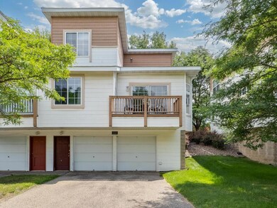 1221 Clarence St, Saint Paul, MN 55106 - photo 2