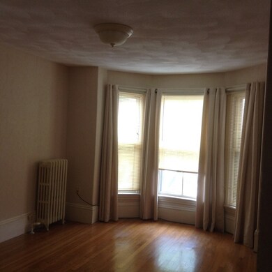 29 Chestnut St unit 4, Wakefield, MA 01880 - photo 4