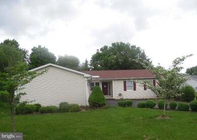 415 Morgan St, Inwood, WV 25428 - photo 3