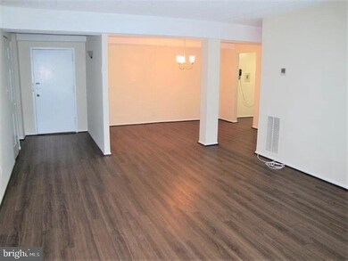 7680 Tremayne Place unit 208, McLean, VA 22102 - photo 2