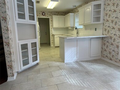 5804 Hollybrook Dr, Tyler, TX 75703 - photo 6