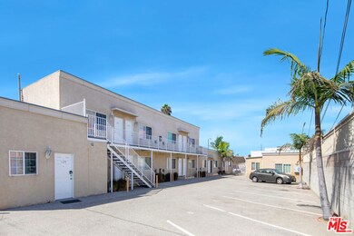 unlisted-address, Los Angeles, CA 90016 - photo 3