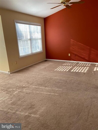 117 Blackfriars Cir unit 84, Doylestown, PA 18901 - photo 4