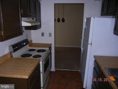 11406 Honeysuckle Ct unit 3, Upper Marlboro, MD 20774 - photo 4