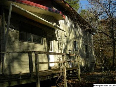 REAR KITCHEN AND BASEMENT ENTRANCES