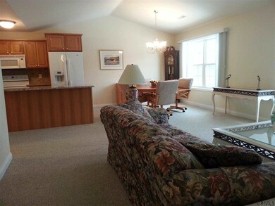 603 Royale Ct, Troy, NY 12180 - photo 2