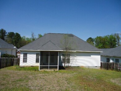 224 Sugarloaf Cir, Macon, GA 31204 - photo 4