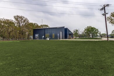 9902 Dripping Spring Rd, Denison, TX 75021 - photo 6