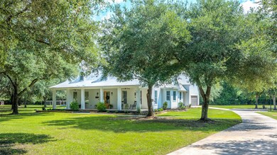 Centralized location between downtown Tomball and