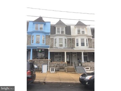 1052 Perry St, Reading, PA 19604 - photo 2