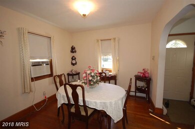 400 S 12th St, Purcellville, VA 20132 - photo 4