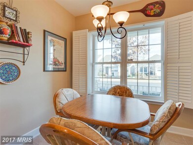 8932 Periwinkle Blue Ct, Lorton, VA 22079 - photo 6