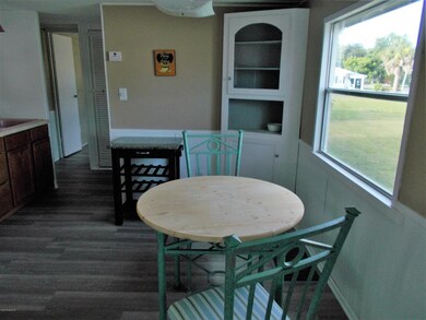 889 Pecan Cir, Sebastian, FL 32976 - photo 6