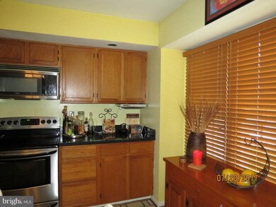 8754 Birkenhead Ct, Laurel, MD 20723 - photo 6