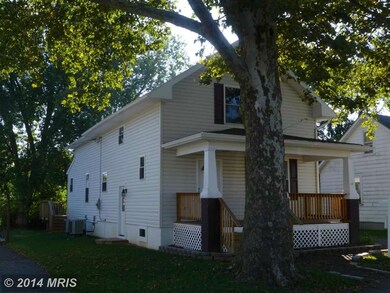 11209 Hollywood Rd, Hagerstown, MD 21740 - photo 3