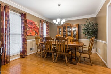 8111 Adams Run Rd, Louisville, KY 40228 - photo 7