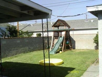 17718 Ibbetson Ave, Bellflower, CA 90706 - photo 3