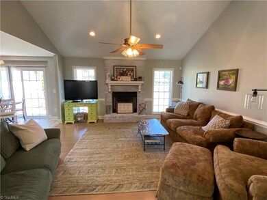 2483 Linnie Ct, Asheboro, NC 27205 - photo 4