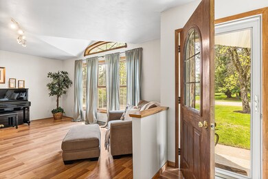 5615 Riverview Ct, Stevens Point, WI 54482 - photo 4