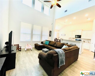 1102 Bernard Meadows Dr, East Bernard, TX 77435 - photo 6