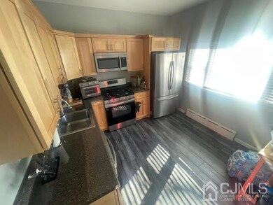 110 Grumman Ave unit 1, Newark, NJ 07112 - photo 2