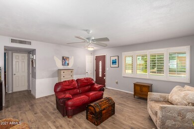 0006-06 - White Mountain