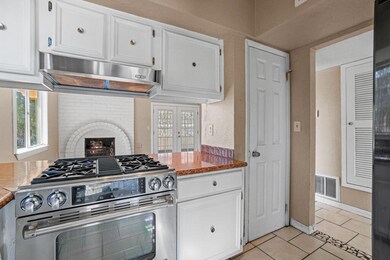 10349 Shannon Place, El Paso, TX 79925 - photo 5