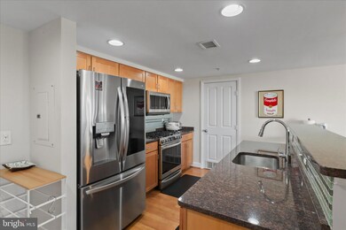 Station Square at Clarendon unit 909, Arlington, VA 22201 - photo 5