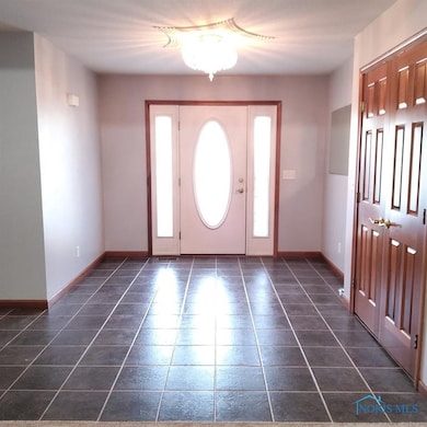 1623 Evan Dr, Defiance, OH 43512 - photo 4