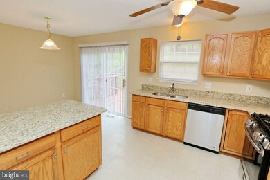 7045 Heather Dr, Bryans Road, MD 20616 - photo 6