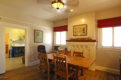 Dining Rm