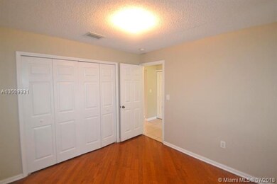 unlisted-address, Davie, FL 33325 - photo 4