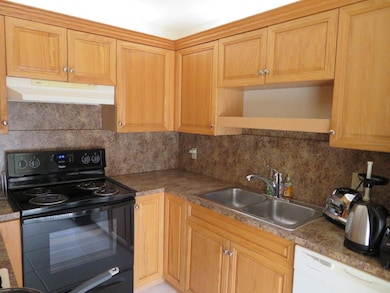 3315 Spanish Wells Dr unit 49C, Delray Beach, FL 33445 - photo 2