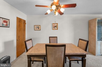 11218 Valley Forge Cir unit 1218, King of Prussia, PA 19406 - photo 5