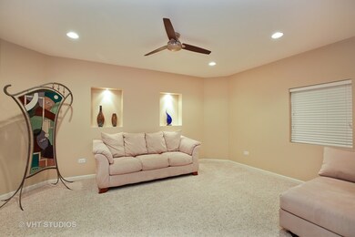 4121 Georgetown Cir, Algonquin, IL 60102 - photo 6