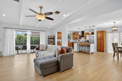 5904 Blue Beech Ct, Tamarac, FL 33319 - photo 4