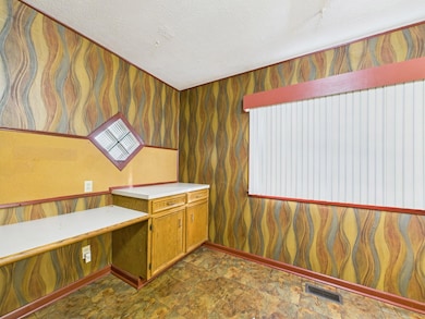 1304 W 27th St S, Wichita, KS 67217 - photo 7