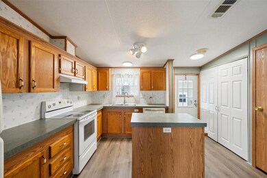 1000 Kings Hwy unit 104, Punta Gorda, FL 33980 - photo 7