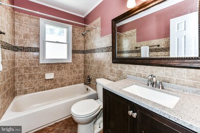 917 Lincoln Ave, Falls Church, VA 22046 - photo 4