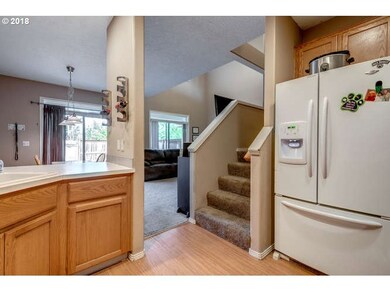 2433 SW Wright Place, Troutdale, OR 97060 - photo 7