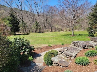 98 Tucker Rd, New Braintree, MA 01531 - photo 7