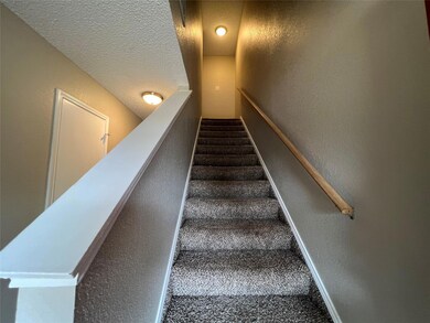 7605 April Ct, North Richland Hills, TX 76182 - photo 4