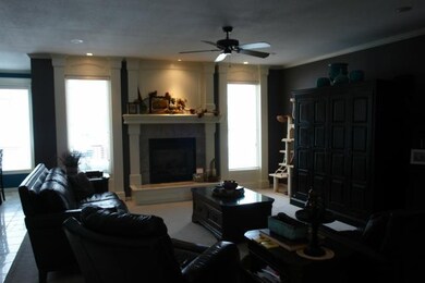 5812 Longview Rd, Shawnee, KS 66218 - photo 4